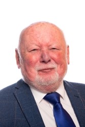 Photo of Buckinghamshire Councillor Patrick Fealey